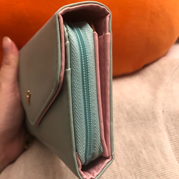🌼3/$20🌼Cute wallet!! Never use before!!! - Picture 7 of 8